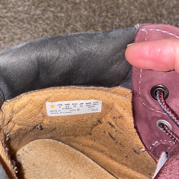 Timberlands - Picture 3 of 3